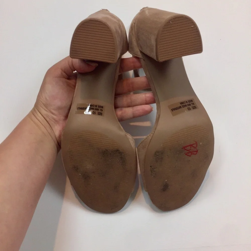 NEW Lulu’s Sidecar Cutie Suede Ankle Strap Sandal